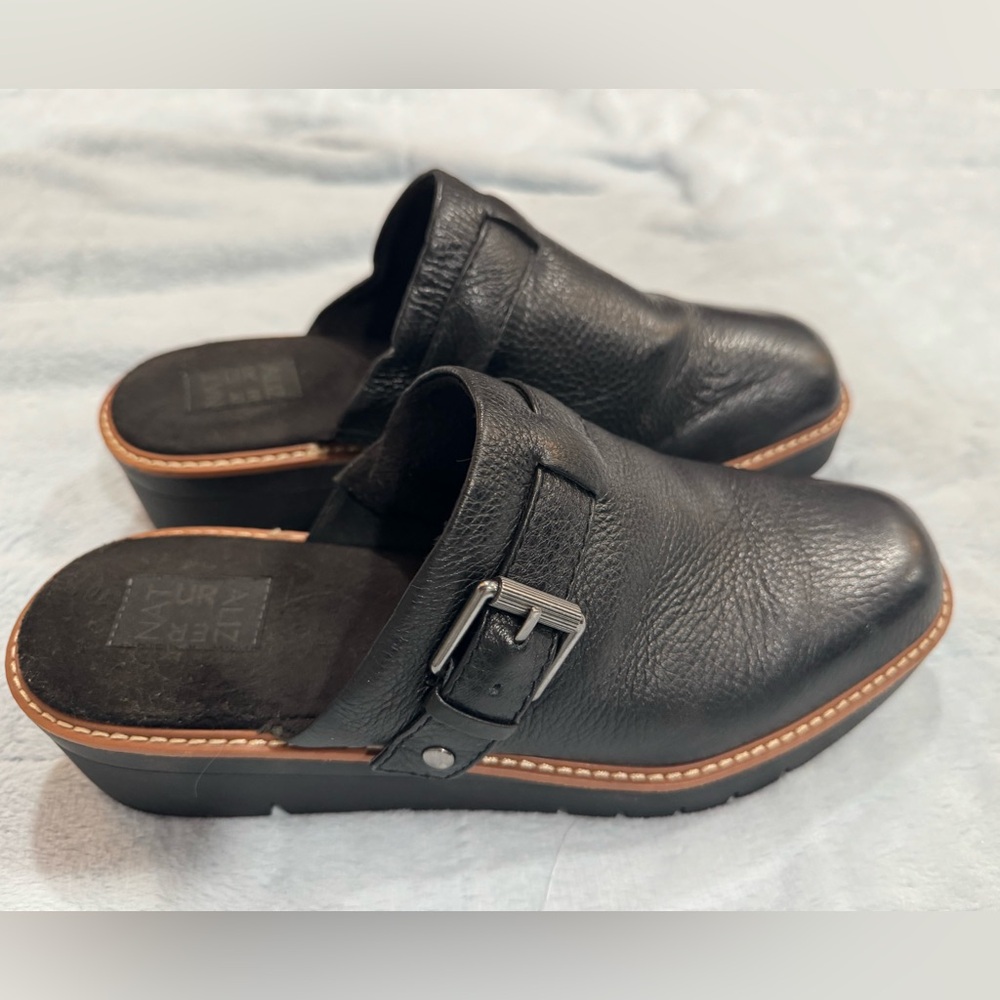 naturalizer women’s clogs size 10! used only twice